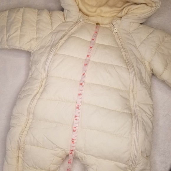 Baby Girl 9M Puffer Snow Suit Warm Bodysuit w/ Mittens Booties Minimalist Cream - Picture 5 of 9